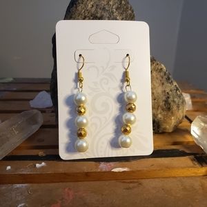 Handmade white and gold earrings